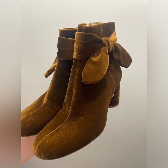 Madewell The Esme Bow Boot in Velvet Burnished Cedar Brown in color Size 8 - Picture 6 of 10